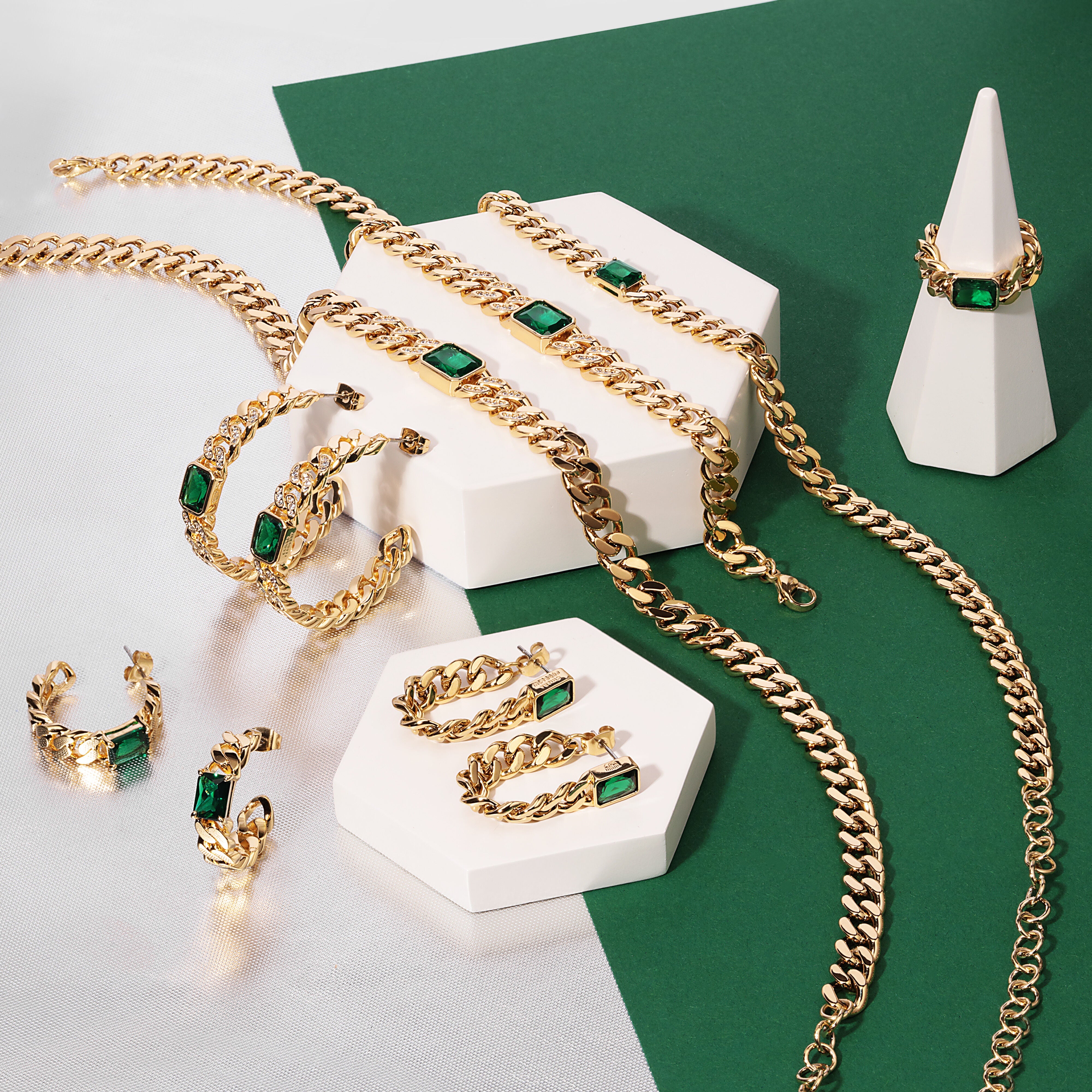 Colier reglabil pentru femei BOSSY CHAIN, placat cu aur, Chiara Ferragni